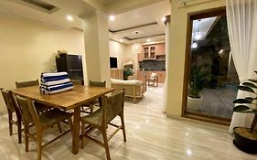 Cozy 3 Bedroom Villa In Seminyak